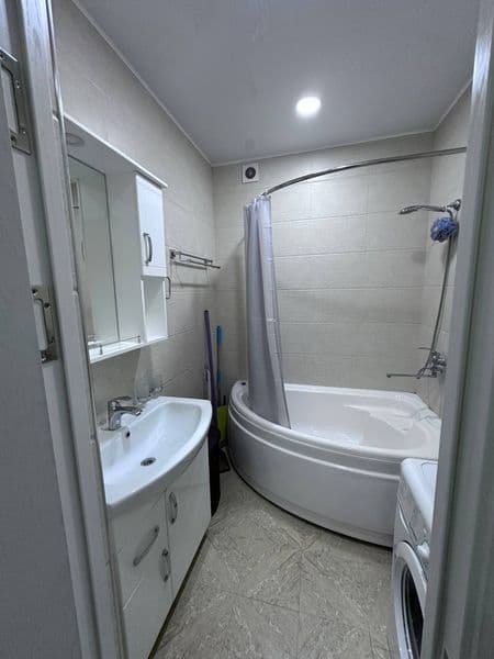 Район: Мирабадский <br />
Адрес: Айбек<br />
<br />
• Комнат — фото 5