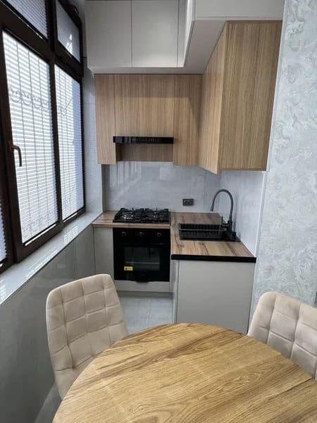 Сдаётся шикарная 2-комнатная квартира в Новостройка<br />
<b — фото 4