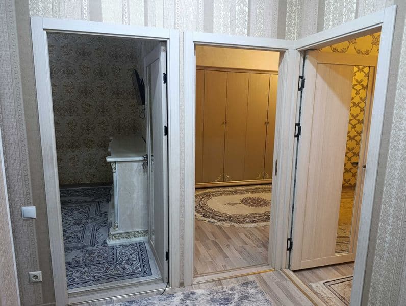 Yunusobod 15 kvartal, 3 xona. Turkiston metrosiga 3-4 minutl