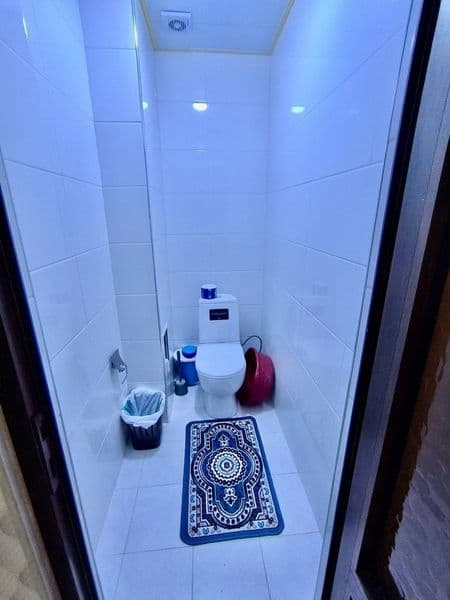 Yashnobod tumanida, Rohat metroga yaqin hududda joylashgan 2