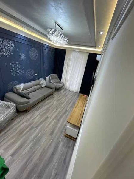 Район: Яккасарайский<br />
Адрес: Бабур<br />
<br />
• Комна