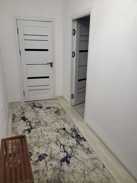 uy o`zimdiki ijaraga beriladi 400 $ ga kir mashina va xalade