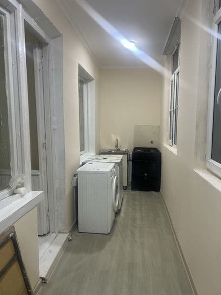 Ijara uchun 3 xonali kvartira<br />
<br />
Toshkent shahri, 