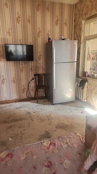 Qoraqamish 2/4  Tansiqboyev/2 1 xona 2 xona qilingan 300  xa