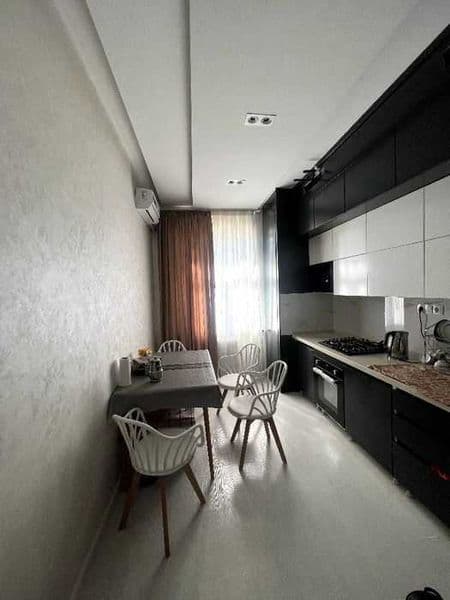 СРОЧНО СДАЕТСЯ!!!<br />
<br />
Район: Юнусабадский<br />
Адр