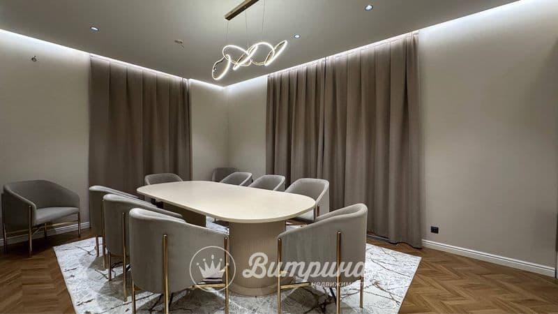 4-я  комнатная квартира, полностью укомплектованная<br />
<b — фото 2