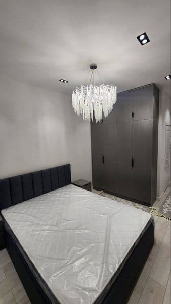 Район: Яккасарайский <br />
ЖК: Новостройка <br />
<br />
• 