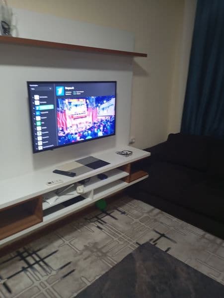 сдаётся своя двухкомнатная квартира  на массив Куйлюк 4. в к