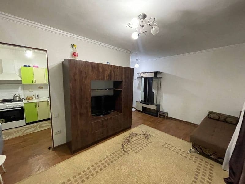 Чиланзар 26 квартал 1/5/5<br />
Кирпичный дом <br />
Общая п