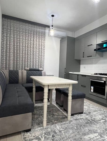 Сдается квартира в Яшнабадском районе ориентир узбум 1/8/9 с