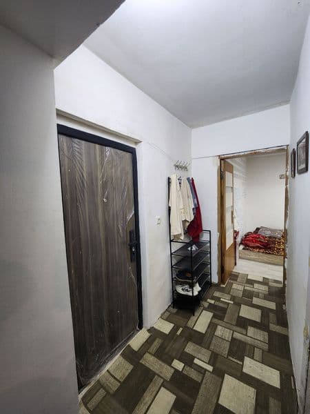 Buyuk ipak yoʻli Metro yaqin.<br />
Bozor karzinka yaqin<br 