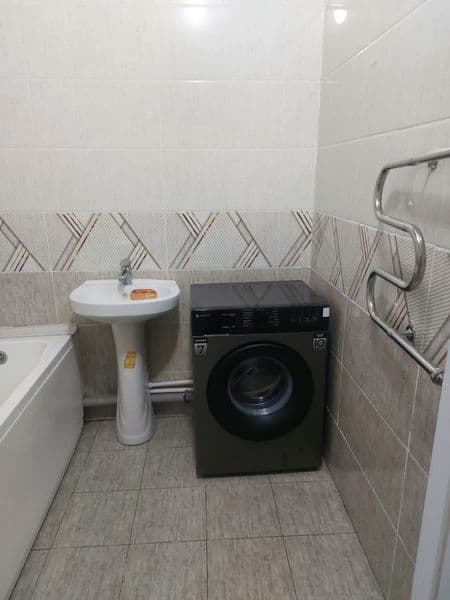 Ижарага 2 хонали уй <br />
БЕЗ МАКЛЕР, уй у́зимизники<br />
 — фото 3