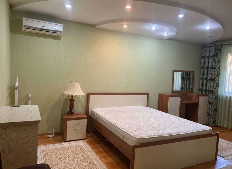 • АРЕНДА КВАРТИР <br />
• Район: - Юунсабад<br />
• Адрес: -