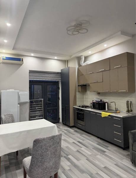 Паркентский базар<br />
2/6/9<br />
ЖК Renessans <br />
600$