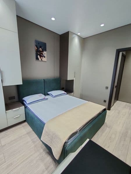 Аренда <br />
 квартиру, , 42 м2<br />
Прихожая, зал соедине — фото 5