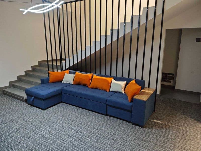 Аренда 5 комнатной квартиры 1 этаж 155 кв/м . (Университет И