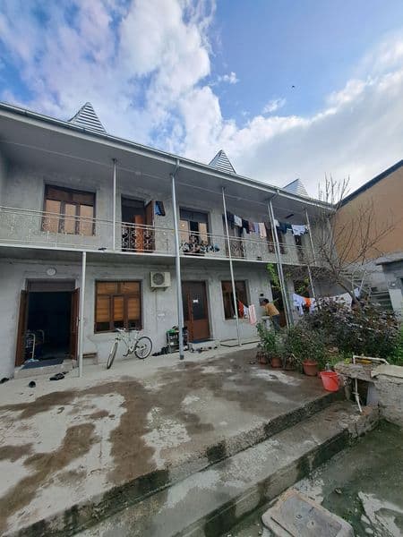 Olmazor metroni yonida, chilonzor metroga ham yaqin kvartira