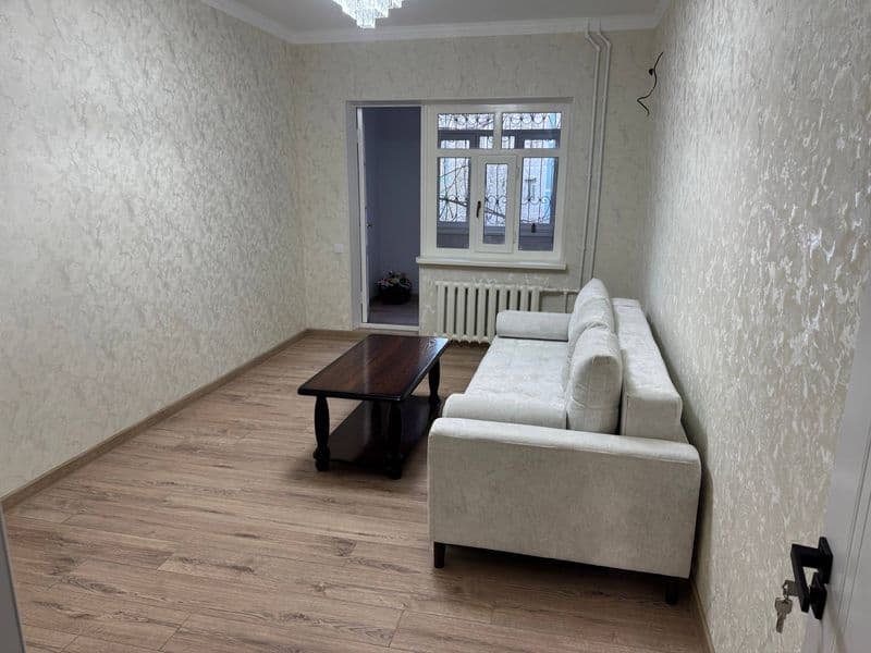 Юнусобод-9 Сдаётся квартира 2/2/4 <br />
Юнусабадский район<