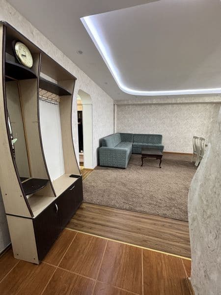 Arendaga beriladi (o’zimiki) 3 xonali<br />
 uy. Bozorgacha 