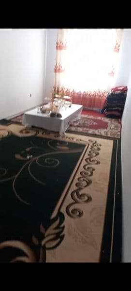 Бектемир Водникда <br />
2 хона 1 этаж 300$<br />
Факат гила