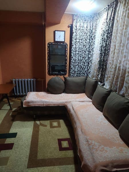 Квартира находится возле метро, рядом супермаркет Корзинка,с — фото 3