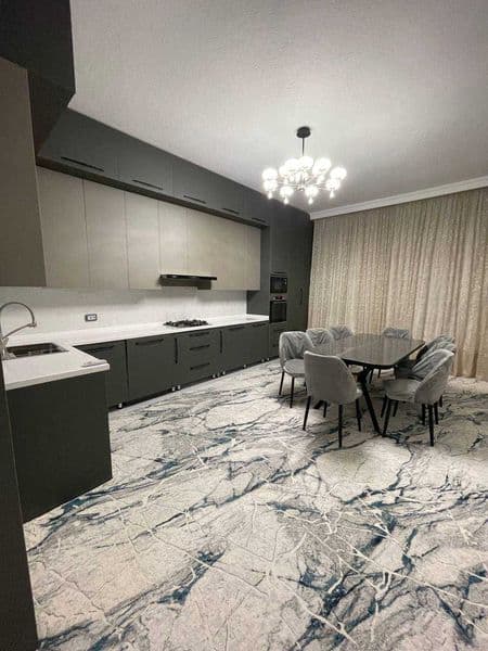 • Район: Мирзо- Улугбек<br />
• ЖК: Ц-1<br />
• Комнат: 3<br — фото 2