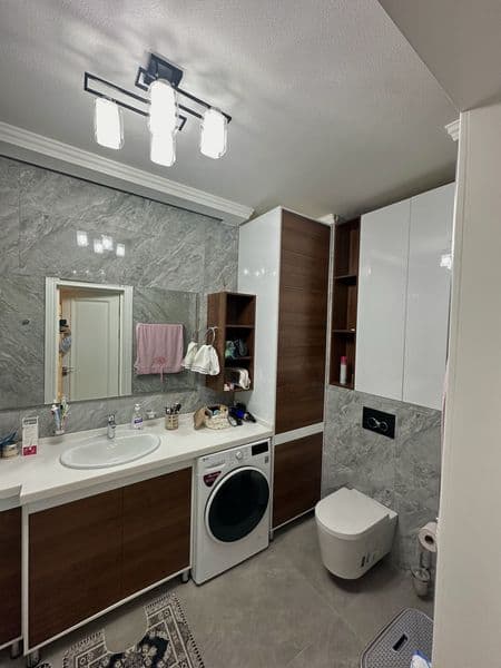 ЖК Янги Дархон<br />
3 комнаты | 120 м² | 2 этаж из 6<br />
