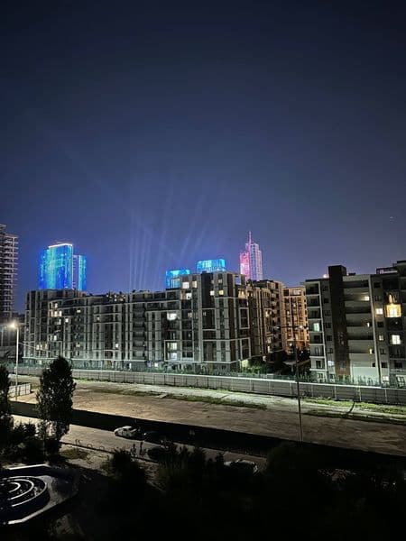 #185<br />
Улица Наваи<br />
Ориентир: Tashkent city<br />
Н — фото 2