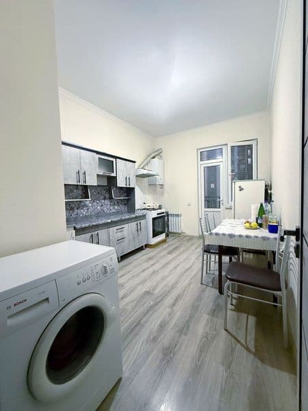 Shayxontohur tumani Chorsu bozori yaqinida joylashgan 2 xona