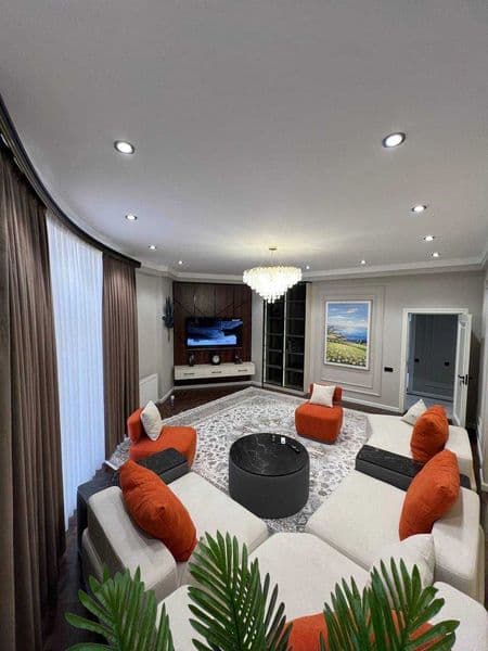 СРОЧНО СДАЕТСЯ!!!<br />
<br />
Район: Яккасарайский<br />
Ад