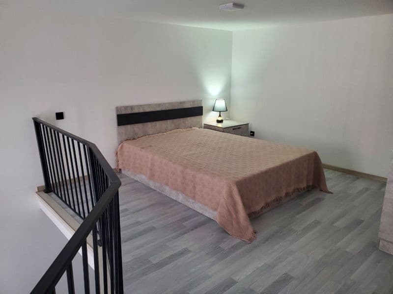 Сдается в аренду квартира, в чистом состоянии на Махтумкули,