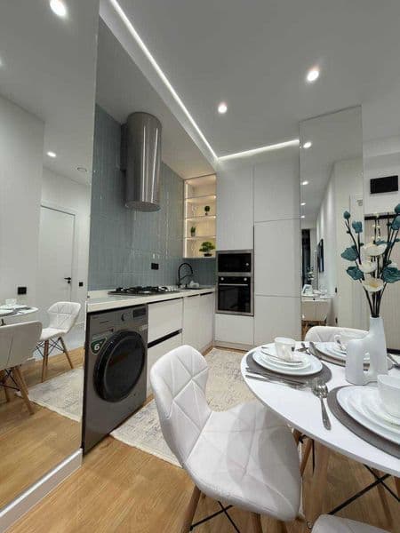 We are pleased to present a 2-bedroom apartment on the 5th f — фото 4