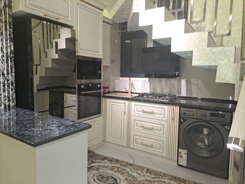 Shahar markazida 2 xonali yevro remont arendaga beriladi, 7- — фото 2