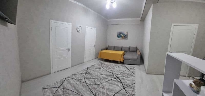 Квартира с ремонтом новостройка укомплектована сдаётся  поря