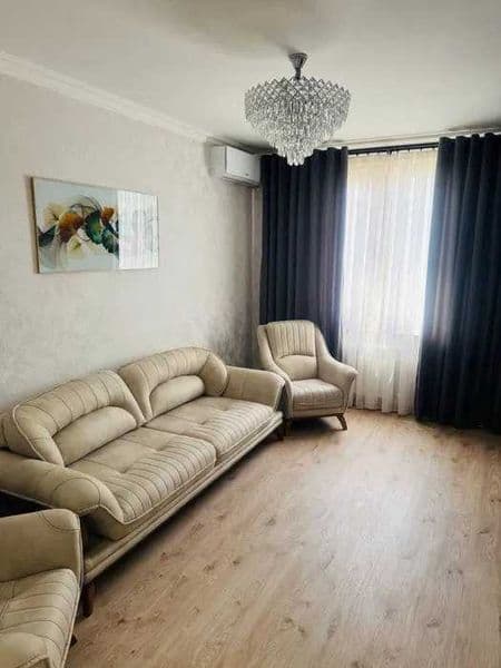 Сдается квартира для семейных<br />
<br />
• Район: Алмазар<