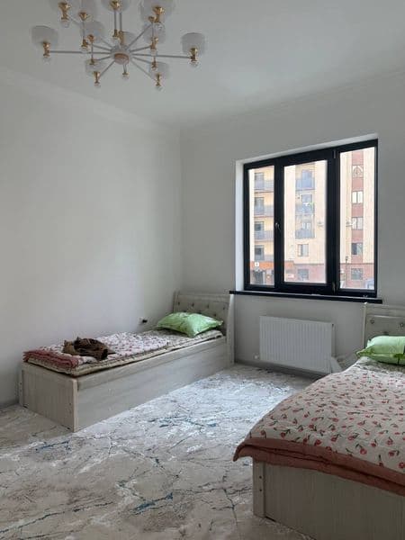72 KVADRAT 38 DOM 2 ETAJ 3XONALIK OBSHE 5TA QIZ OLINADI<br / — фото 2