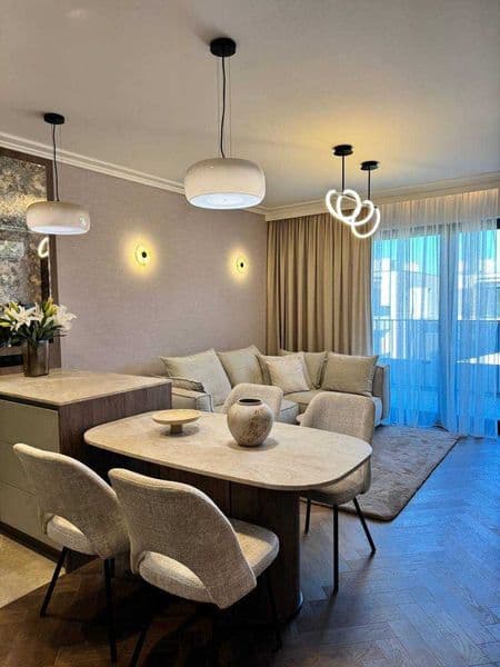 К вашему вниманию рады представить 2х комнатную квартиру на 