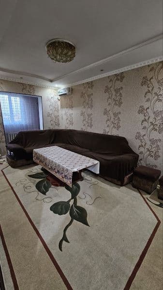 Аренда Юнусабад 14 2/4/4<br />
60м2 <br />
Московская планир