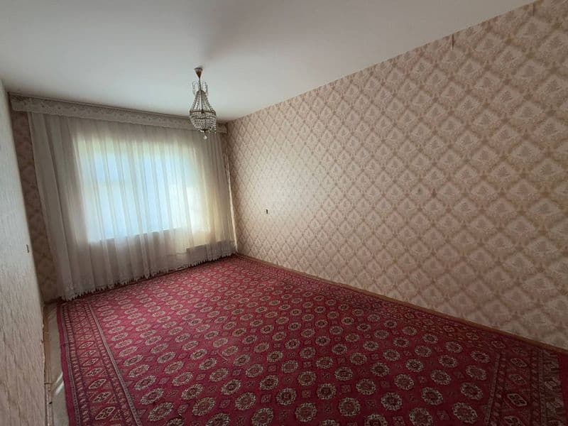 Район - Алмазарский<br />
Ориентир - ало тойхона<br />
Комна