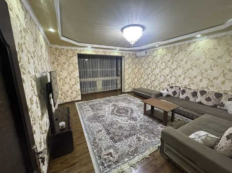 Сдаётся уютная квартира с мебелью и техникой.<br />
В кварти