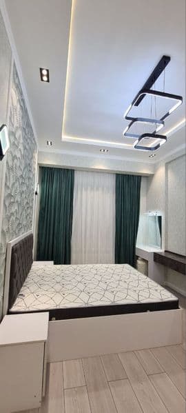 Парковка входит в цену рядом с подъездом — фото 3