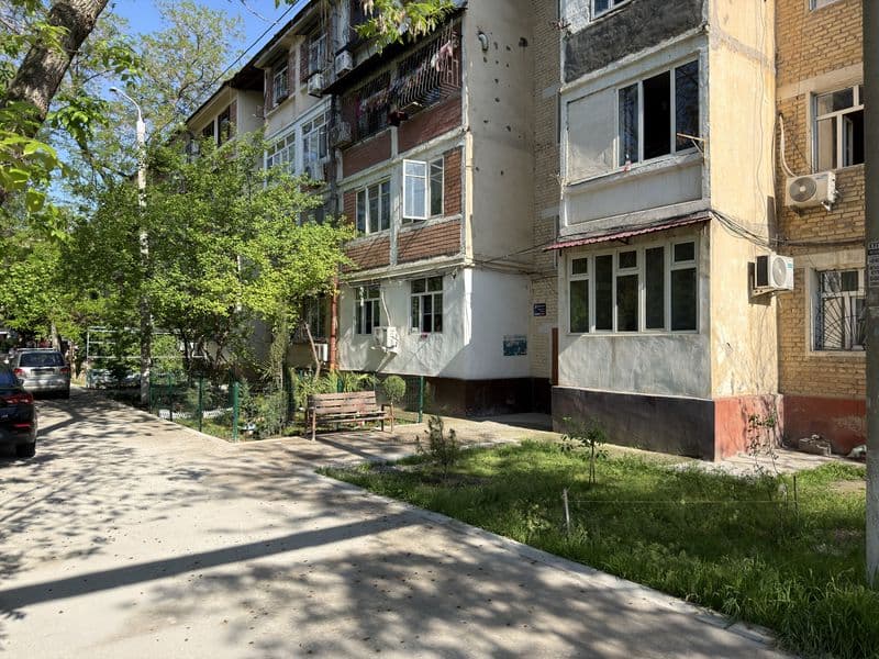 Сдаётся свой 1-х комнатную квартиру сделано 2-х комнатная в  — фото 2