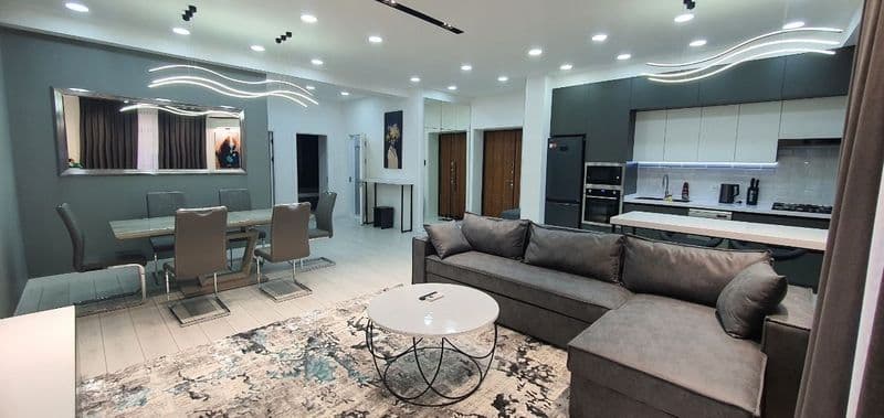 Сдаётся на долгий срок СВОЯ квартира 3-3-8, ЖК Parisien, 100