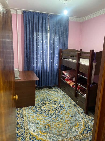 Qizlar uchun ijaraga xona bor toza akuratni uy bekasi bor 1t