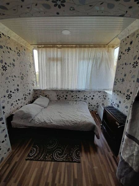 BEZMAKLER Talabalarga<br />
Kvartira kizlarga<br />
BEZMAKLE — фото 3