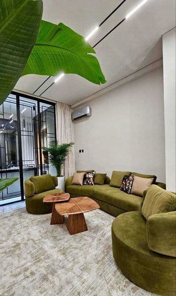 Район: Шайхантахур<br />
Адрес: себзор<br />
<br />
Комнат: 