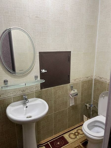 #185<br />
Улица Наваи<br />
Ориентир: Tashkent city<br />
Н — фото 5