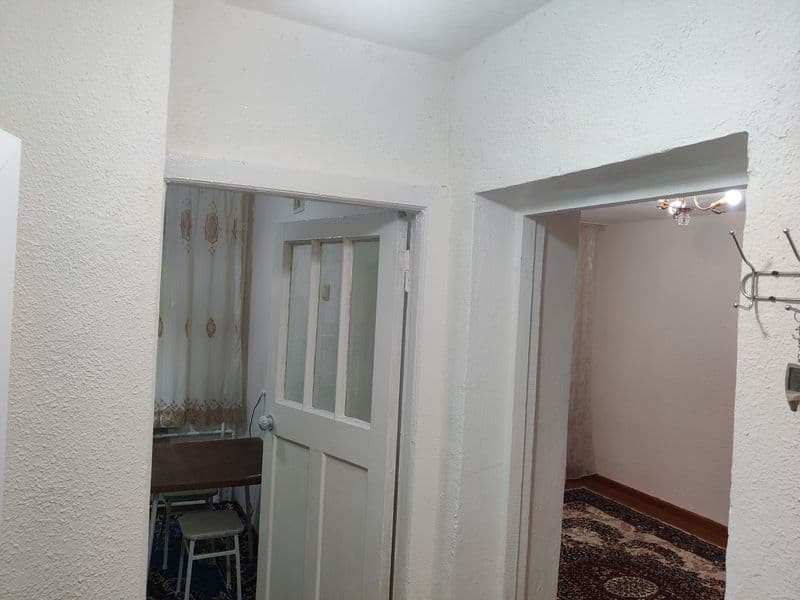 1 хонали квартира ижарага берилади, ремонти янги, факат оила