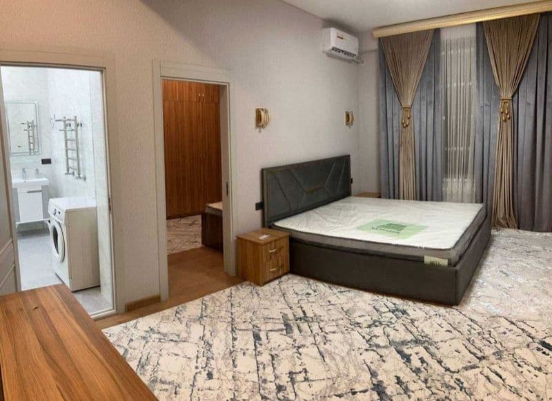 СДАЁТСЯ ПРОСТОРНАЯ КВАРТИРА НА ПАРКЕНТСКОМ<br />
 Паркенстки