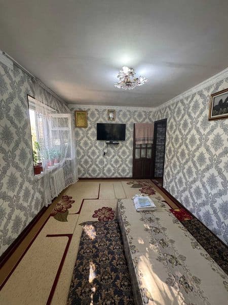 IJARAGA BERILADI<br />
<br />
Manzil: Chilonzor 23 kvartal<b